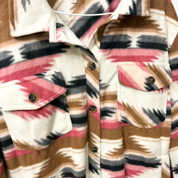 Weekend Everyday Aztec Tribal Print Fleece Shacket Womens Size Large - Picture 5 of 8